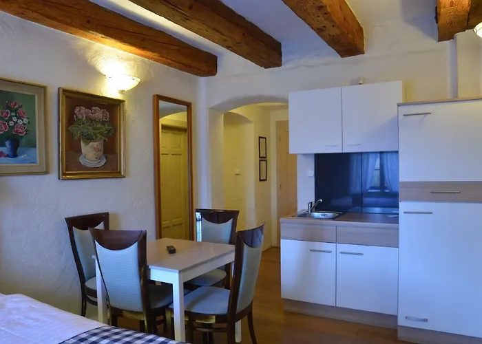 Welness Modry Jelen B&B 리프노나드비타보브